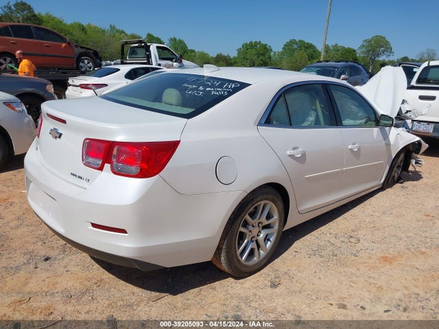 Chevrolet MALIBU 1LT 2015 1G11C5SL0FF243838 Image 4