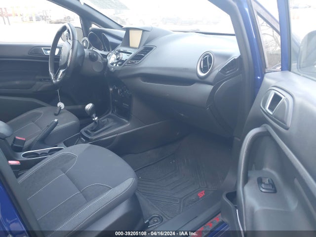 Ford FIESTA ST 2015 3FADP4GX3FM132995 Image 5