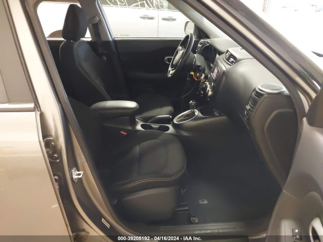 KIA SOUL + 2014 KNDJP3A52E7107139 Image 5