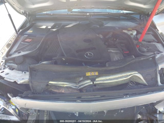 55SWF4JB3FU045345 Mercedes-Benz C 300 Luxury/sport