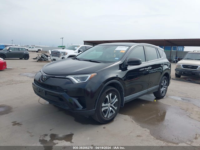 Toyota RAV4 LE 2018 2T3ZFREVXJW463694 Image 2