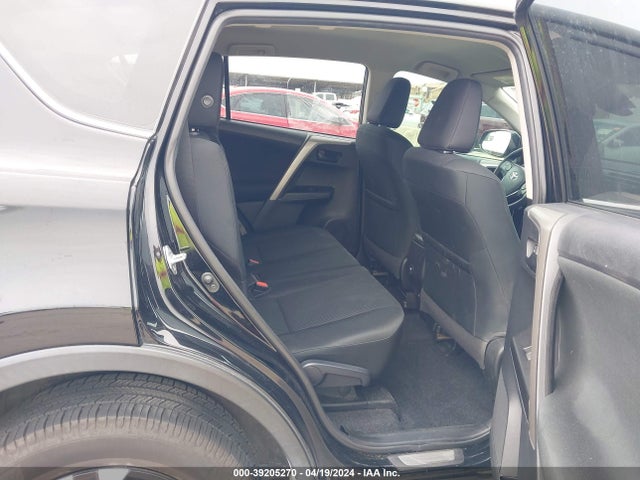 Toyota RAV4 LE 2018 2T3ZFREVXJW463694 Image 8
