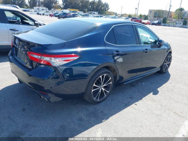 4T1B11HK8JU646622 Toyota CAMRY SE