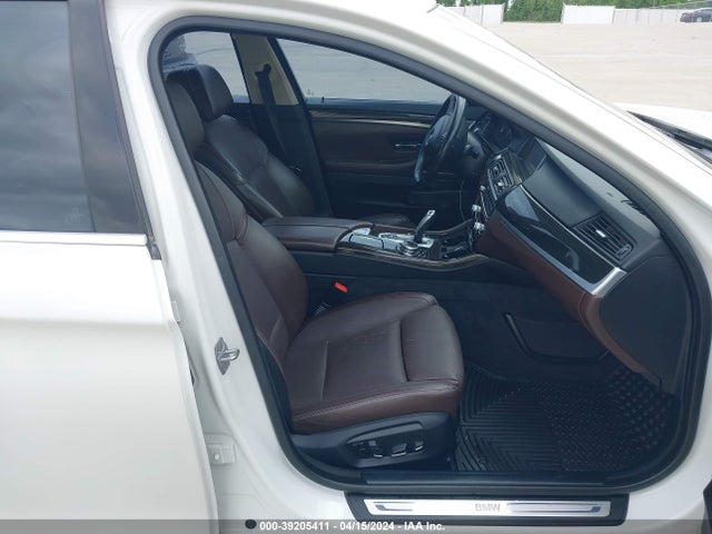 WBA5B1C53ED475054 BMW 535i