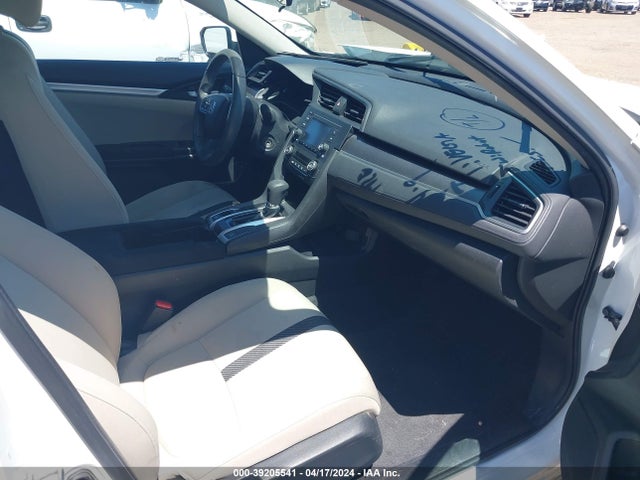 Honda Civic Lx 2018 2HGFC2F5XJH528885 Image 5