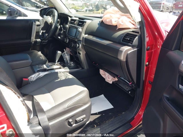 Toyota 4runner Sr5 Premium 2019 JTEBU5JRXK5676044 Image 5
