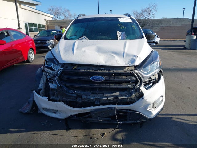 Ford ESCAPE SE 2018 1FMCU0GD9JUB27863 Image 6