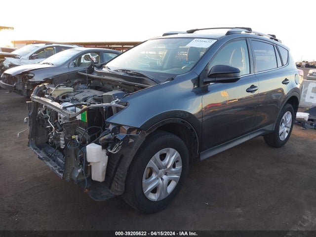 Toyota RAV4 LE 2015 JTMZFREV1FD074589 Image 2