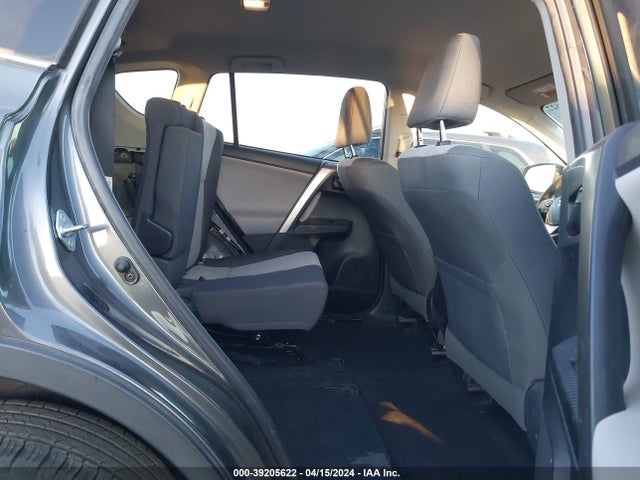 Toyota RAV4 LE 2015 JTMZFREV1FD074589 Image 8