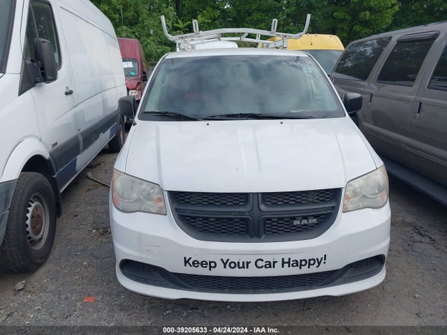 2C4JRGAG6ER425296 RAM Cargo Tradesman