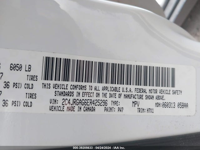 2C4JRGAG6ER425296 RAM Cargo Tradesman