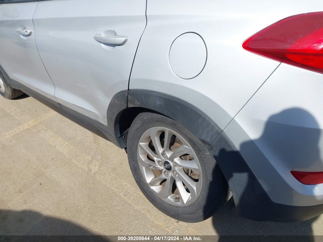 Hyundai TUCSON SE 2016 KM8J33A4XGU092571 Image 6