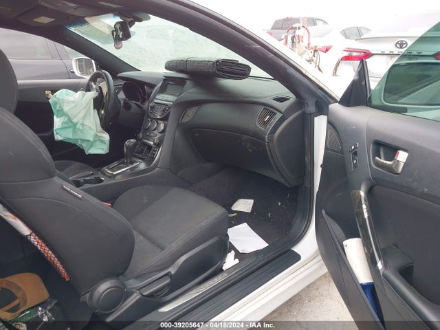 Hyundai Genesis 2.0t 2014 KMHHT6KD9EU119819 Image 5