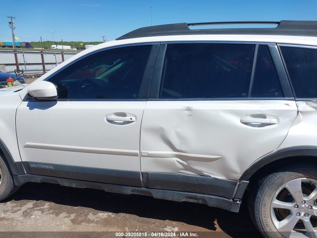 Subaru Outback 2.5i Limited 2014 4S4BRBLC6E3270545 Image 14