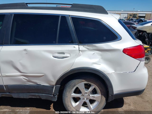 Subaru Outback 2.5i Limited 2014 4S4BRBLC6E3270545 Image 6