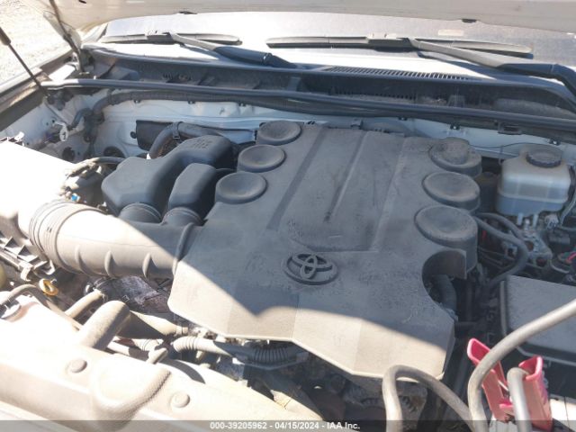 JTEBU5JR9G5299522 Toyota 4runner Limited