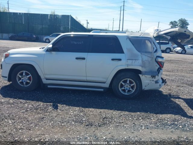 JTEBU5JR9G5299522 Toyota 4runner Limited