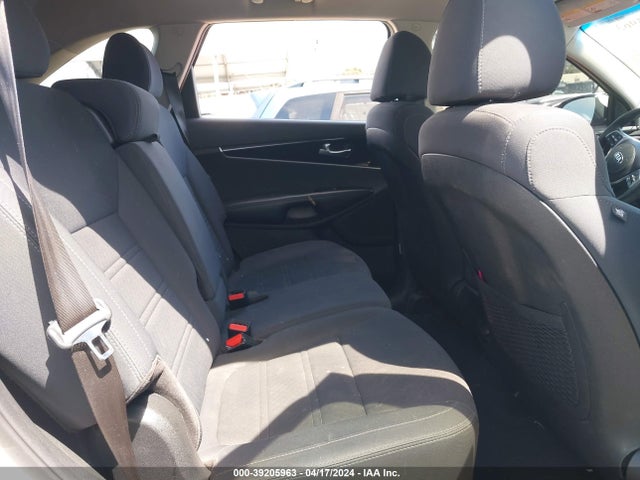 KIA Sorento 2.4l Lx 2019 5XYPG4A37KG513415 Image 8