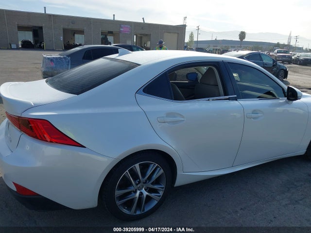 Lexus IS 300 2019 JTHBA1D22K5100368 Image 6