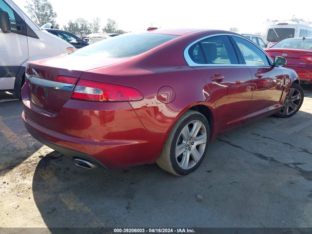 2011 JAGUAR XF SAJWA0FB1BLS06592 Photo 3