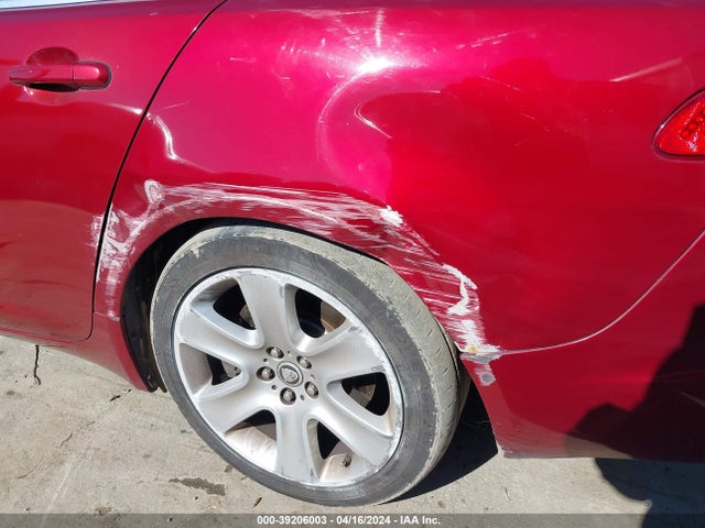 2011 JAGUAR XF SAJWA0FB1BLS06592 Photo 5