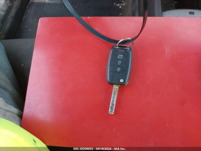 KNADN5A3XG6584498 KIA RIO EX