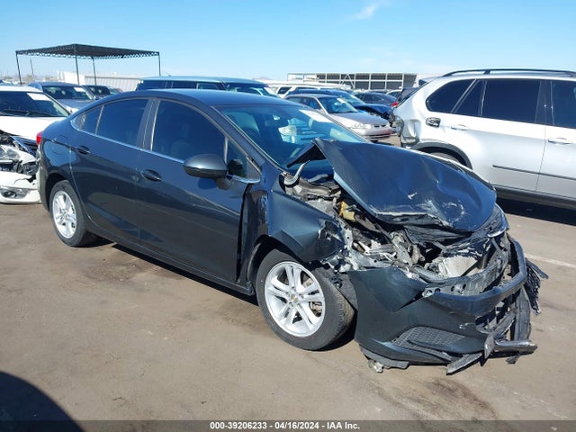 Chevrolet Cruze Lt Auto 2018 1G1BE5SM6J7226438 main image