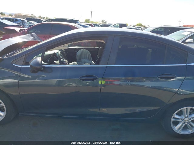 Chevrolet Cruze Lt Auto 2018 1G1BE5SM6J7226438 Image 14
