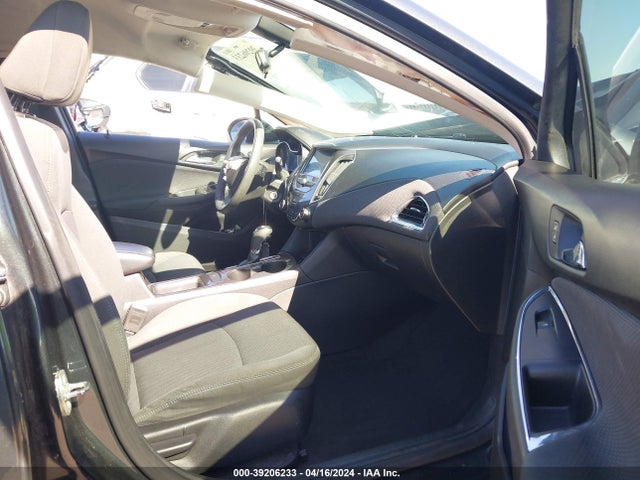 Chevrolet Cruze Lt Auto 2018 1G1BE5SM6J7226438 Image 5