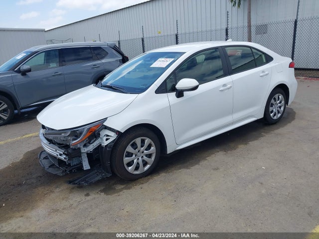 Toyota COROLLA LE 2024 JTDB4MEE2R3023168 Image 2