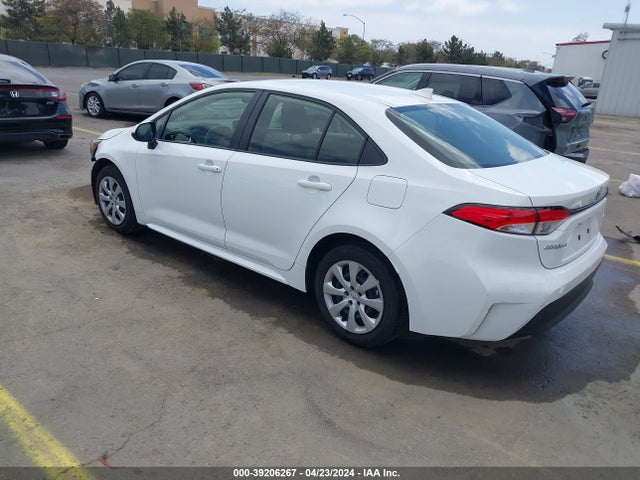 Toyota COROLLA LE 2024 JTDB4MEE2R3023168 Image 3