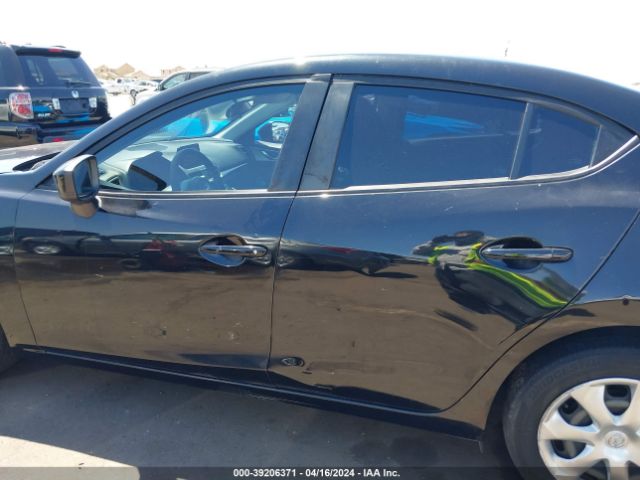 3MZBN1U72JM252965 Mazda Mazda3 Sport