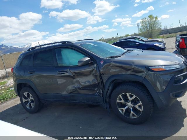 1C4PJMBB8JD564278 Jeep Cherokee Trailhawk 4x4