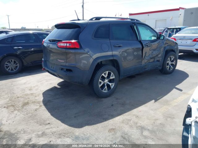 1C4PJMBB8JD564278 Jeep Cherokee Trailhawk 4x4