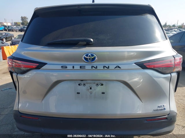 Toyota SIENNA XLE 2022 5TDYRKEC2NS132012 Image 16