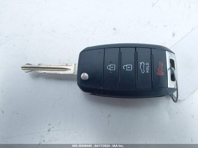 KIA FORTE LX 2018 3KPFL4A77JE210916 Image 11