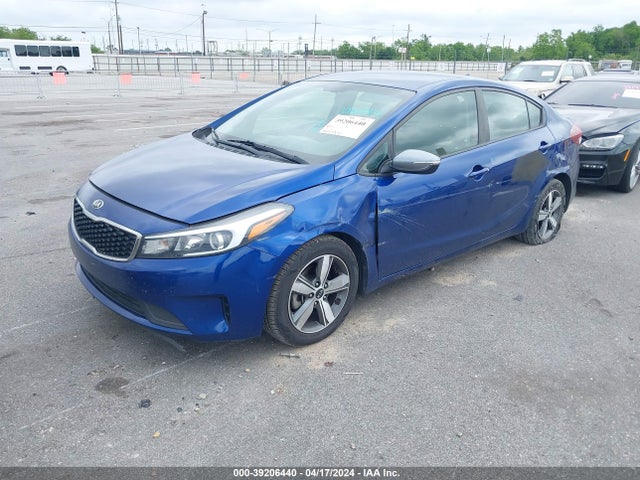 KIA FORTE LX 2018 3KPFL4A77JE210916 Image 2
