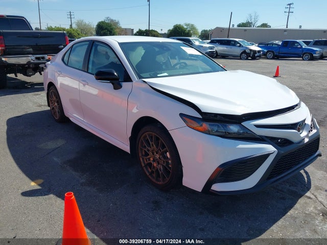 Toyota CAMRY SE 2024 4T1G11AK8RU247866 zdjęcie główne