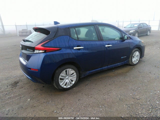 Nissan LEAF S 2018 1N4AZ1CP9JC311005 Image 4