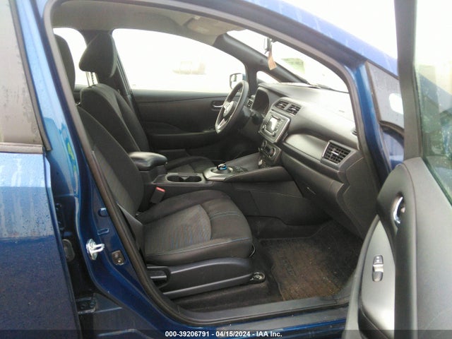 Nissan LEAF S 2018 1N4AZ1CP9JC311005 Image 5
