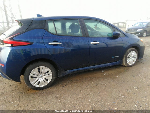 Nissan LEAF S 2018 1N4AZ1CP9JC311005 Image 6