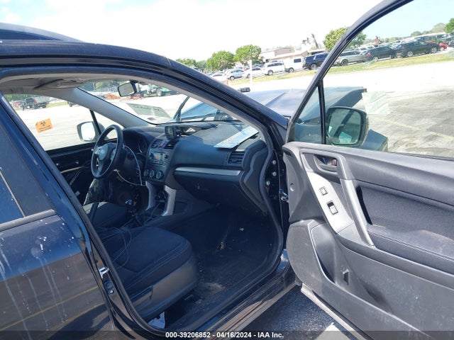 Subaru Forester 2.5i Premium 2015 JF2SJADC8FG549804 Image 5