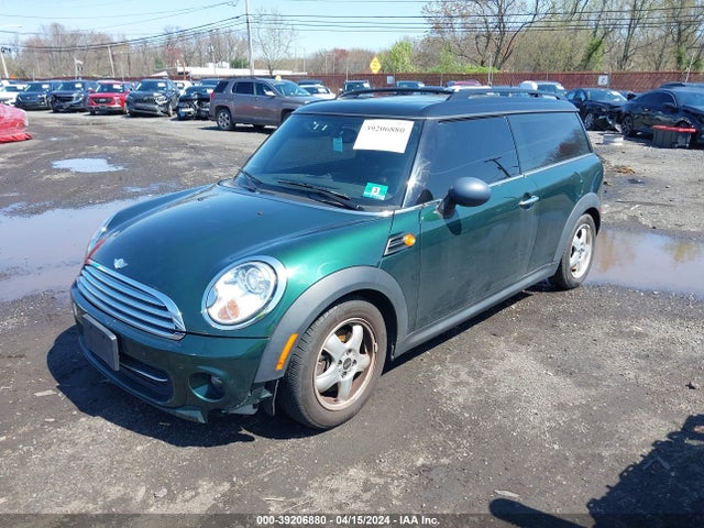 2011 MINI COOPER CLUBMAN WMWZF3C57BT187802 Photo 1