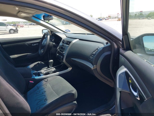 Nissan Altima 2.5 S 2014 1N4AL3AP1EN261601 Image 5