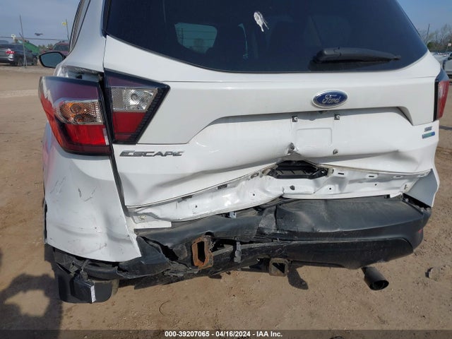 Ford ESCAPE SE 2017 1FMCU9G95HUB97550 Image 6