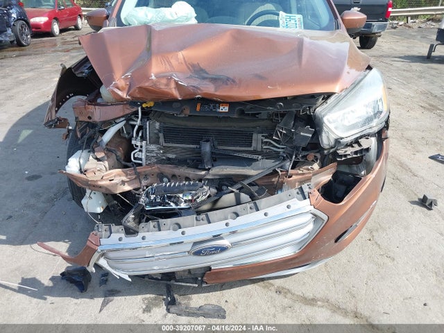 Ford ESCAPE SE 2017 1FMCU0G99HUA09088 Image 6