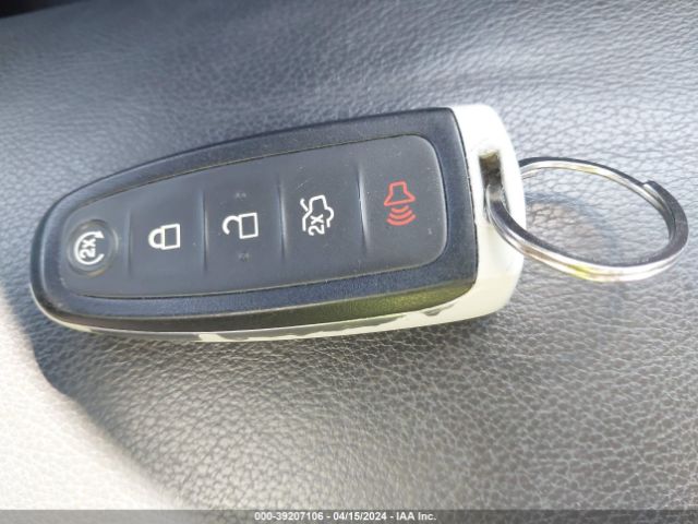 1FADP5CU0GL106021 Ford C-max Energi Sel