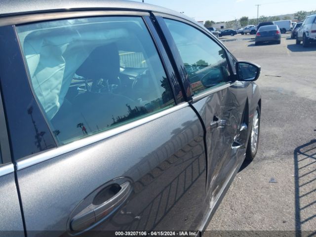 1FADP5CU0GL106021 Ford C-max Energi Sel