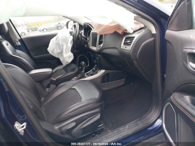 Jeep Compass Latitude 4x4 2018 3C4NJDBB0JT393799 Image 5