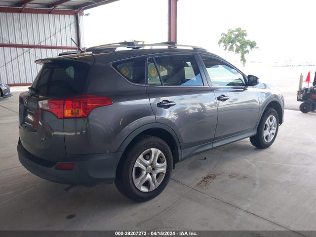 Toyota RAV4 LE 2015 JTMZFREV7FJ044711 Image 4
